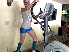 18 años, Amateur, Rubia, Masturbación, Al aire libre, Coño, Solo, Adolescente