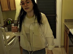 Enthousiasteling, Grote mammen, Bruinharig, Sperma, Harig, Pornster, Gezichtspunt, Tieten likken