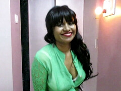 Leie, Grosse titten, Braunhaarige, Indisch