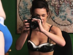 Bruinharig, Naakte man aangeklede vrouw, Dominante vrouw, Fetisj, Hd, Ondergoed