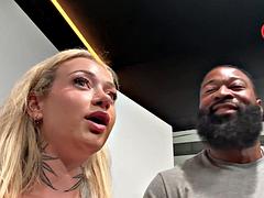 Grosse titten, Blondine, Blasen, Hd, Pov, Öffentlich