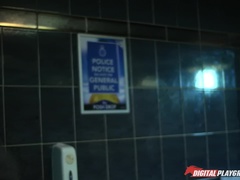 Bad, Blondine, Auto, Im freien, Party, Polizei, Realität, Kurzes haar