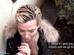 Grote lul, Blond, Pijpbeurt, Hondjeshouding, Hd, Moeder die ik wil neuken, Gezichtspunt, Openbaar