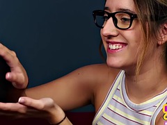 フェラチオ, 着衣女と全裸男, イく瞬間, はじめて, 手コキする, オナニー, フェラする, ティーン
