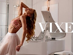 18 летние, Большая жопа, Большой член, Блондинки, Минет, Натуральные сиськи, Киски, Сиськи