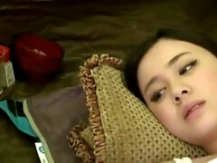 In den arsch, Asiatisch, Tussi, Grosse titten, Braunhaarige, Dildo, Japanische massage, Reif