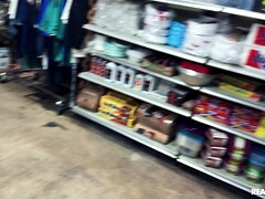 Universiteit, Diep in de keel, Sperma in gezicht, Hardcore, Likken, Openbaar, Kut duiken, Roodharige vrouw