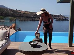 Britannique, Gode, Lunettes, Lingerie, Masturbation, Mature, Rousse roux, Solo