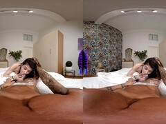 Cul, Sucer une bite, Brunette brune, Masturbation, Pov, Réalité, Rasée, Nénés