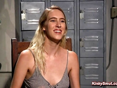 Sadomasoquismo, Bizarro, Rubia, Garganta profunda, Fetiche, Sexo duro, Dolor, Esclavo