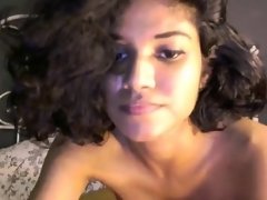 Amateur, Brunette brune, Poilue, Masturbation, Solo, Nénés, Webcam