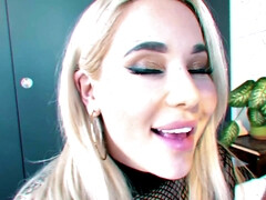 Большая жопа, Большой член, Блондинки, Грудастые, Домашнее видео, Зрелые, Втроем, Сиськи