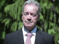 Mamada, Atrapados, Estilo perrito, Pajear, Besar, Tetas naturales, Al aire libre, Adolescente