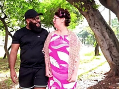 Cul à la bouche, Plantureuse, Gorge profonde, Extrême, Mamie, Interracial, Portugaise, Branlette espagnole