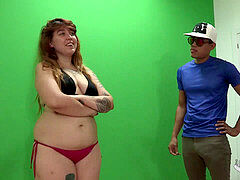 Enthousiasteling, Mooie dikke vrouwen, Pijpbeurt, Bruinharig, Europees, Realiteit, Spaans, Tatoeage