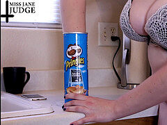 Gafas, Humillación, Cabello corto