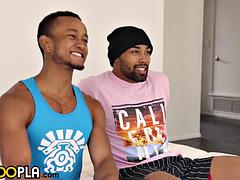 Amateur, Grosse bite, Noire, Sucer une bite, Noir ébène, Homosexuelle, Hard, Muscle