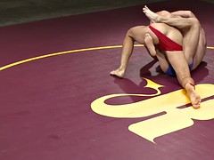 Sadomasoquismo, Gay, Lencería, Músculo, Tatuaje, Juguetes