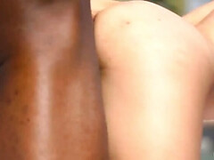 Азиатки, Большой член, Черные, Смазливые, Бассейн