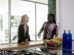 Блондинки, Член, Собачьи, Сперма на лице, Межрасовый секс, Лизание, Киски, Сиськи