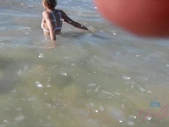 Strand, Pijpbeurt, Vingeren, Orgasme, Buiten, Geschoren, Tiener, Nat