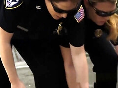 Arsch, Grosse titten, Blasen, Vollbusig, Kehlenfick, Hd, Milf, Flotter dreier