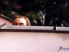 Брюнетки, Застукали, Семяизвержение, Собачьи, Две девушки, Спортзал, Лизание, Бритые