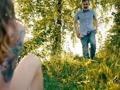 69, お尻, デカ尻, 巨乳な, カップル, なめる, アウトドア, オッパイの
