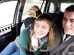 Culo grande, Rubia, Mamada, Estilo perrito, Penetracion con dedos, Gritar, Estriptis, Adolescente