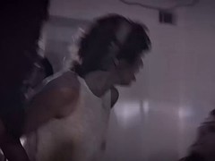 Linda, Grupo, Sexo duro, Realidad, Trio