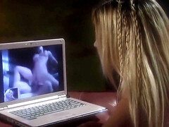 Grote mammen, Bruinharig, Diep in de keel, Lul, Sperma in gezicht, Hd, Tepels, Orgasme