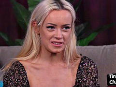 素人, イギリス人, 着衣女と全裸男, フェムドム, フェティッシュ, 手コキする, ヒール, オナニー