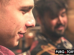 Blondine, Blasen, Doppelpenetration, Hardcore, Realität, Rasiert, Flotter dreier, Titten