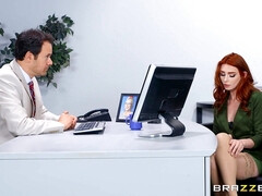 Sucer une bite, Branlette thaïlandaise, Nue  à poil, Bureau, Chatte, Rousse roux