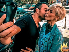 お尻, デカ尻, フェラチオ, アウトドア, ハメ撮り, 剃毛, スカート, タトゥー