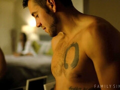 Спальня, Большие сиськи, Минет, Измена, Сперма на лице, Семья, Короткая стрижка, Тату