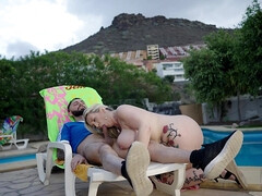 In den arsch, Grosser arsch, Grosse titten, Spermaladung, Hardcore, Hd, Milf, Im freien