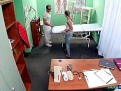 Amateur, Sucer une bite, Médecin, En levrette, Léchez, Bureau, Pov, Chatte