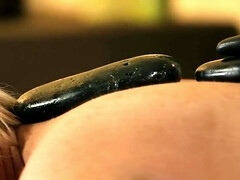 Grote mammen, Blond, Masturbatie, Naakt, Doordringend, Pornster, Tieten likken, Nat