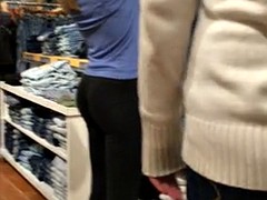 Красотки, Подглядывание