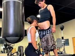 Anaal, Blond, Pijpbeurt, Sperma, Sportzaal, Latijnse vrouw, Moeder die ik wil neuken, Sportoefening