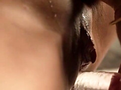 Grote kont, Grote mammen, Masturbatie, Naakt, Kut duiken, Tieten likken, Speelgoed, Nat