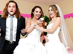 Culo grande, Verga grande, Mamada, Estilo perrito, Tetas naturales, Adolescente, Trio, Tetas