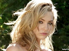 Blonde, Brunette brune, Hard, Masturbation, Naturelle, Seins naturels, De plein air, Nénés