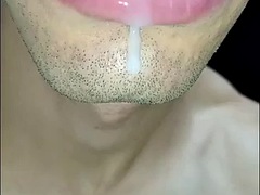Lécher le cul, Grosse bite, Pénétrer avec le poing, Homosexuelle, Hard, Masturbation, Pov, Adolescente