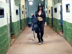 Anaal, Bondage discipline sadomasochisme, Voeten, Dominante vrouw, Natuurlijk, Roodharige vrouw, Tiener, Tieten likken