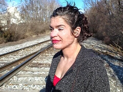 Brunette brune, Bukkaké, Faciale, Hd, Mère que j'aimerais baiser, De plein air, Public, Belle mère