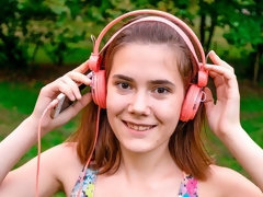 Минет, Брюнетки, Смазливые, Ласковые ручки, Киски, Бритые, Тощие, Молоденькие