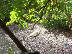 Amateur, Blonde, Doigter, Petite amie, Orgasme, De plein air, Public, Chatte