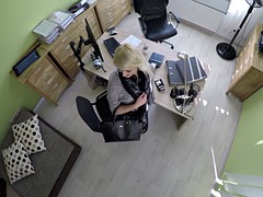 Rubia, Checa, Pov